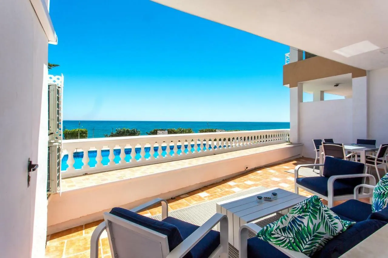 Spectacular Modern Beachfront 2/Bed Retreat Apartment Mijas Costa