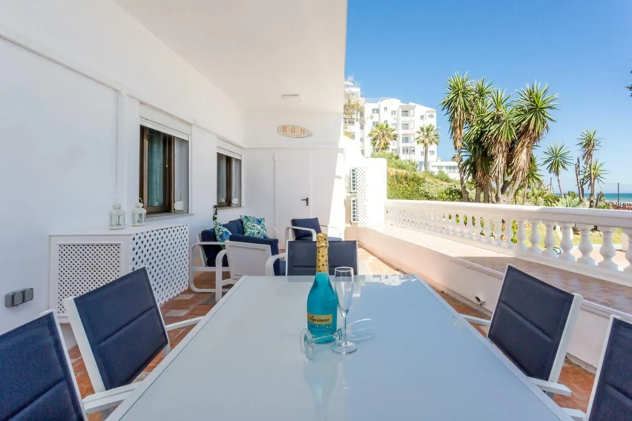 Spectacular Modern Beachfront 2/Bed Retreat Apartment Mijas Costa