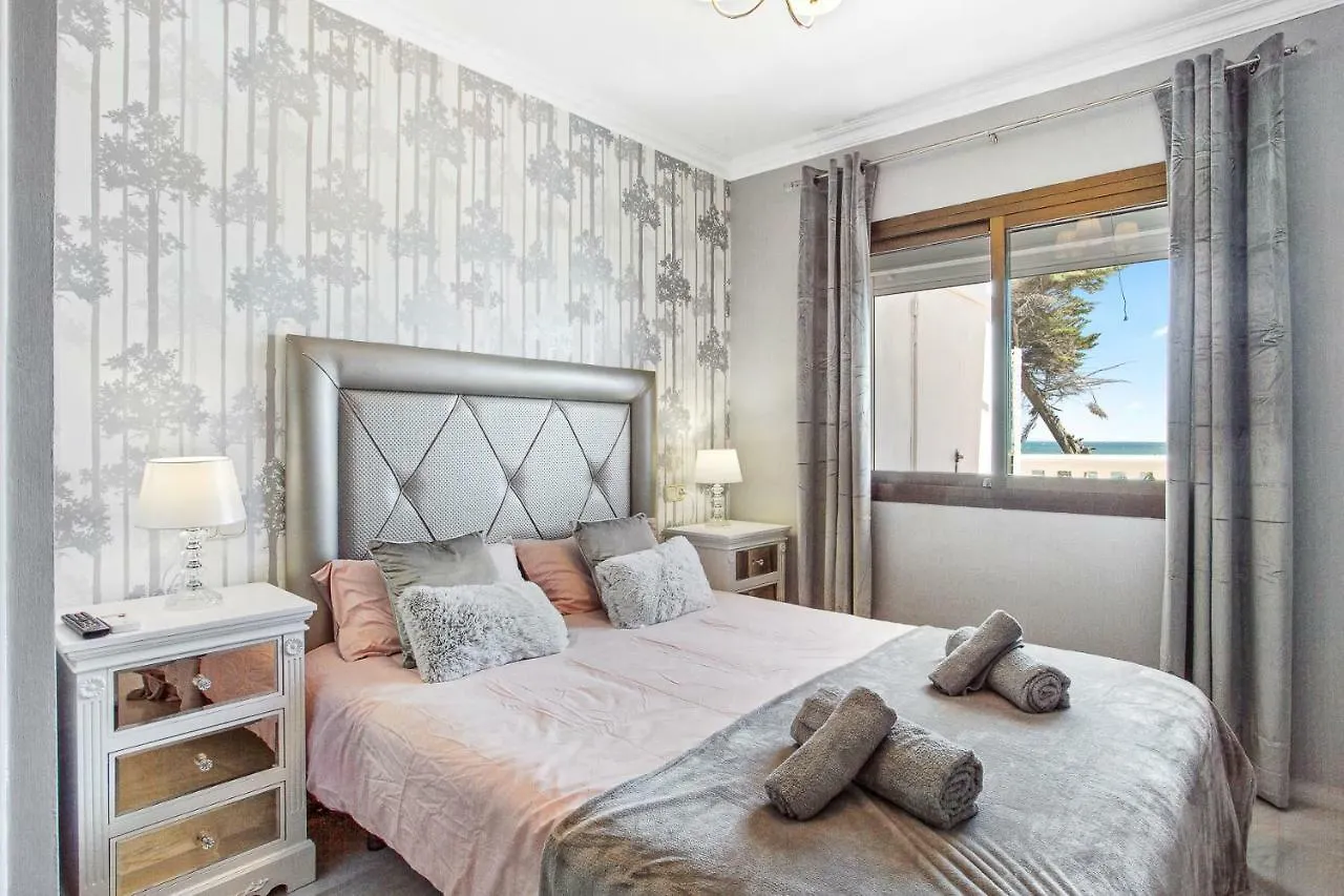 Spectacular Modern Beachfront 2/Bed Retreat Apartment Mijas Costa
